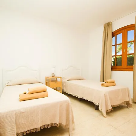 Villa El Golfo - By Az